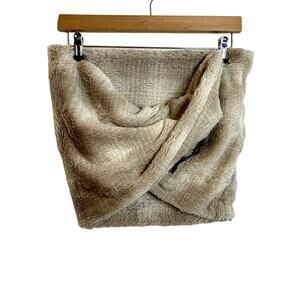 Anthropologie Sleeping on Snow Infinity Twisted Fuzzy Scarf in Heathered Gray